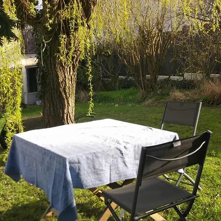 *Countryside In Town * Close To Paris* Chaville Esterno foto