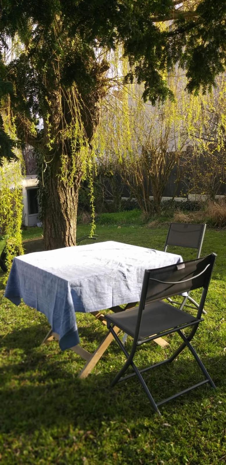 *countryside In Town * Close To Paris* Holiday home
