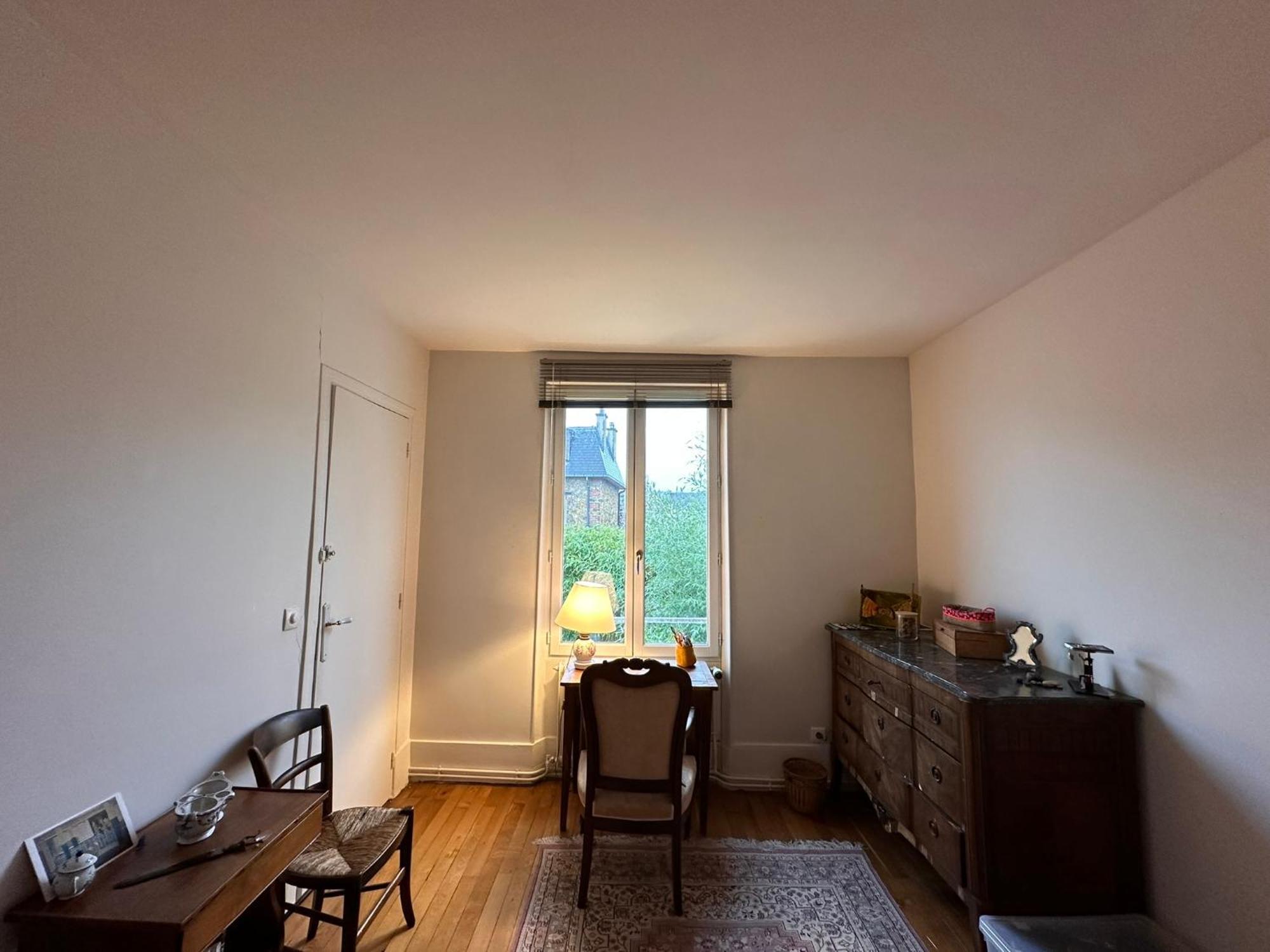 *countryside In Town * Close To Paris* * Chaville